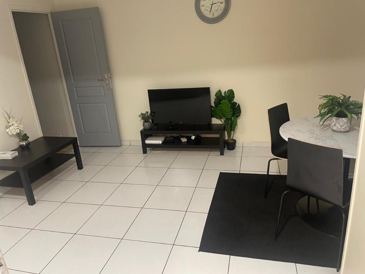 Residence Chene- 15 Mn De Paris Et 05 Mn D'Orly Aeroport Viry-Chatillon Ngoại thất bức ảnh